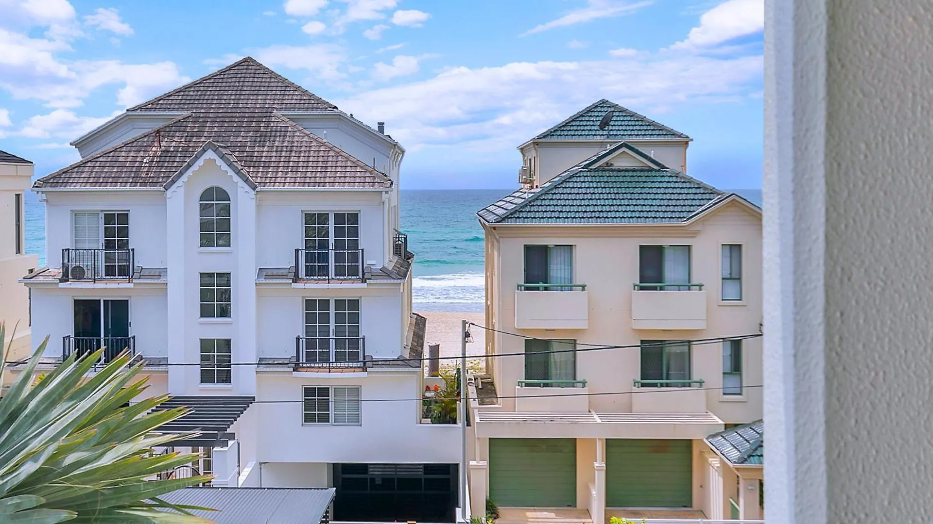 Apartment Seascape Sanctuary - Palm Beach Resort-Style Bliss Gold Coast
